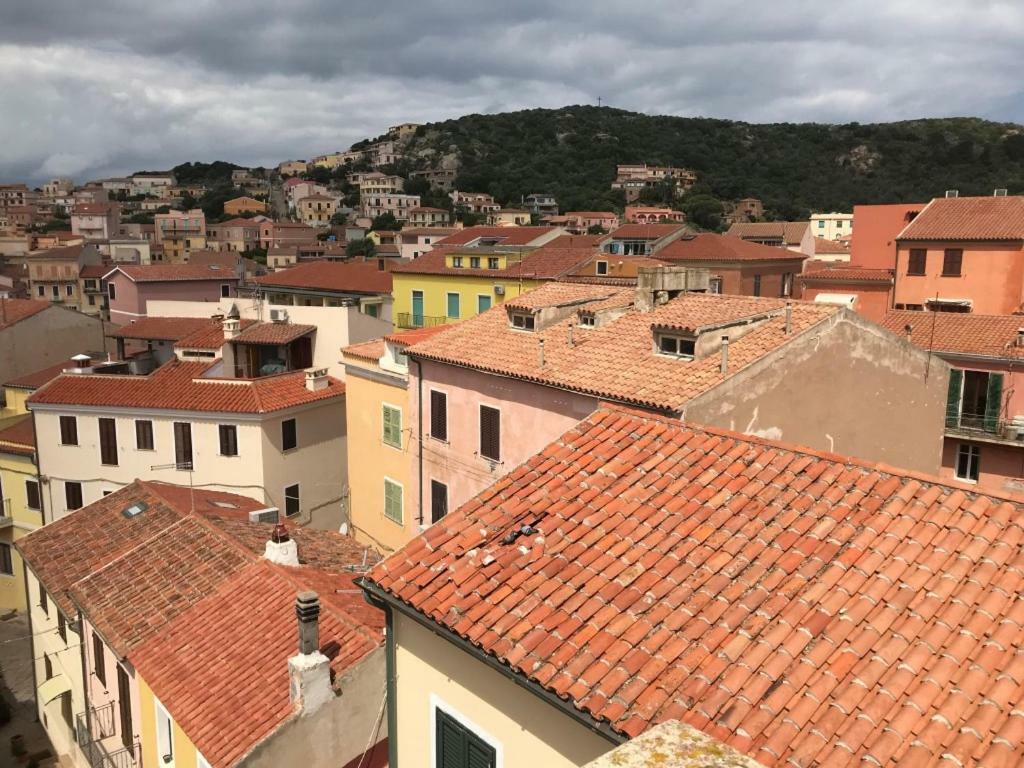 "Nonna Anna" Apartment La Maddalena  Luaran gambar