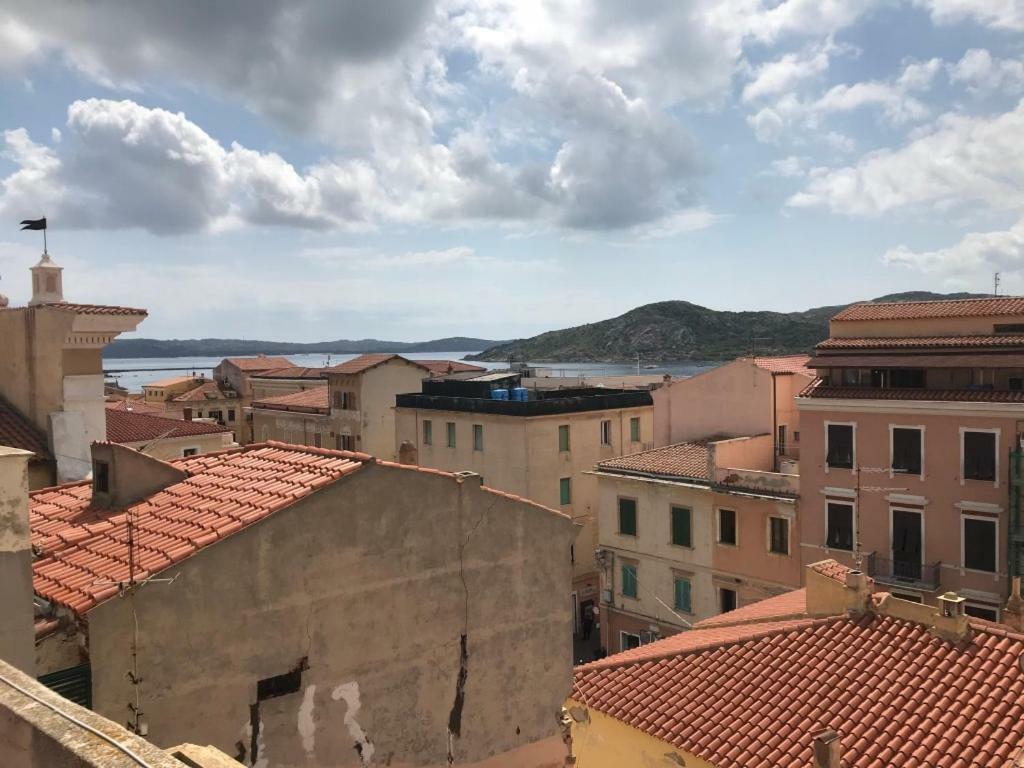 "Nonna Anna" Apartment La Maddalena  Luaran gambar