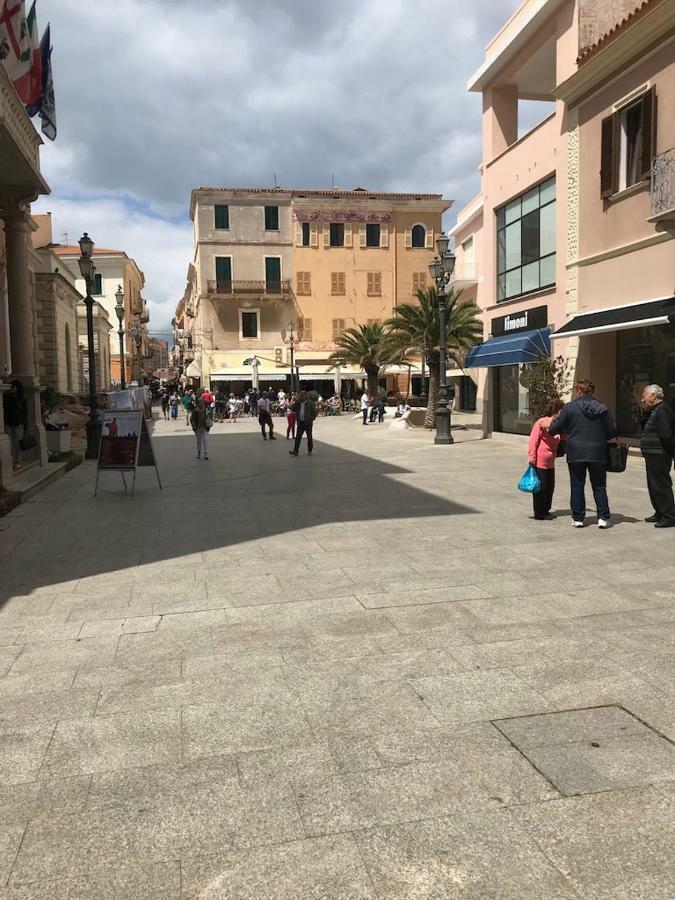 "Nonna Anna" Apartment La Maddalena  Luaran gambar